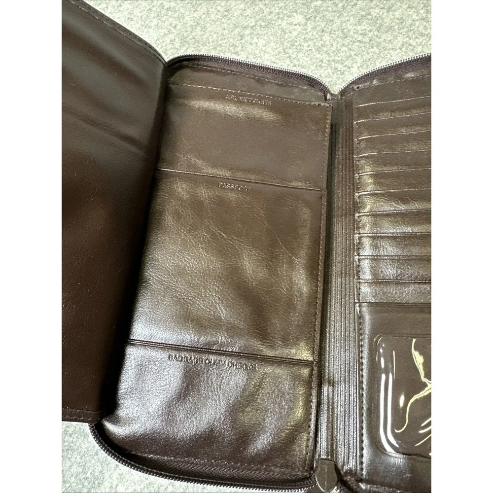 Dopp Travel Wallet Passport Holder Genuine Leather Brown‎ ID Slots